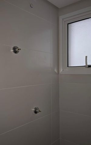 Apartamento à venda com 55m², 2 quartos e 1 vaga Apartamento à venda com 55m², 2 quartos e 1 vagaBanheiro Social