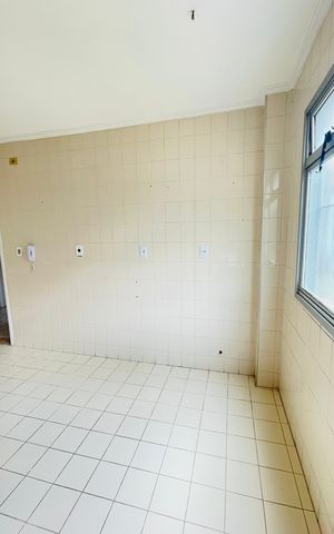 Apartamento para alugar com 50m², 2 quartos e 1 vaga Apartamento para alugar com 50m², 2 quartos e 1 vagaCozinha e Área de Serviço