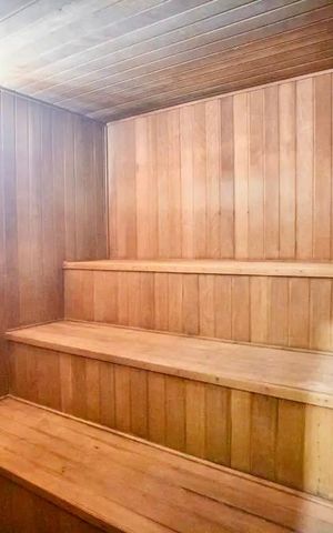 Apartamento à venda com 115m², 3 quartos e 3 vagas Apartamento à venda com 115m², 3 quartos e 3 vagasÁrea comum - Sauna