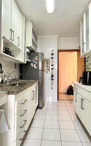 Apartamento à venda com 115m², 3 quartos e 3 vagas Apartamento à venda com 115m², 3 quartos e 3 vagasCozinha