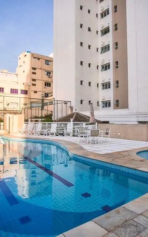 Apartamento à venda com 115m², 3 quartos e 3 vagas Apartamento à venda com 115m², 3 quartos e 3 vagasÁrea comum - Piscina