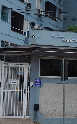 Apartamento para alugar com 78m², 2 quartos e 2 vagasFachada do residencial
