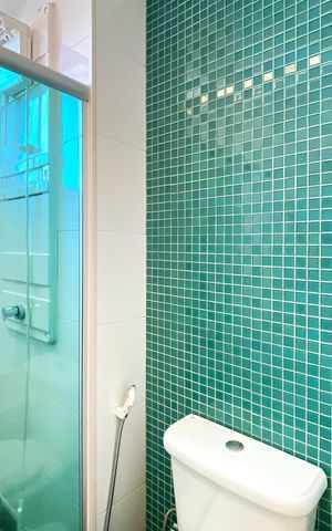 Apartamento à venda com 128m², 3 quartos e 3 vagas Apartamento à venda com 128m², 3 quartos e 3 vagasBanheiro