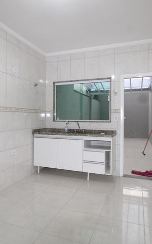 Casa para alugar com 120m², 2 quartos e 3 vagasCozinha