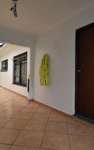 Casa à venda com 160m², 3 quartos e 3 vagasGaragem 