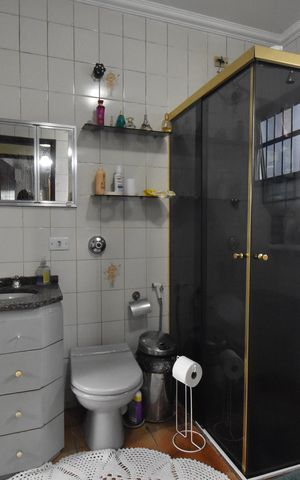 Casa à venda com 160m², 3 quartos e 3 vagasBanheiro