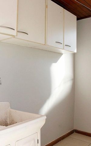 Apartamento à venda com 121m², 3 quartos e 1 vagaÁrea de Serviço