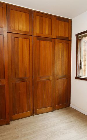 Casa à venda com 400m², 4 quartos e 4 vagasQuarto 2 - Armários