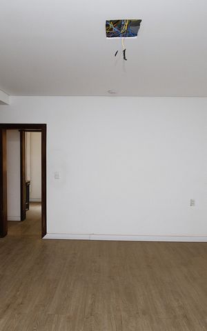 Casa à venda com 400m², 4 quartos e 4 vagasSala 2