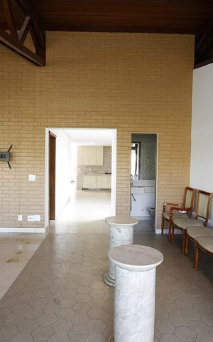 Casa à venda com 400m², 4 quartos e 4 vagassala