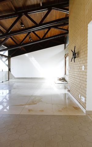 Casa à venda com 400m², 4 quartos e 4 vagasSala