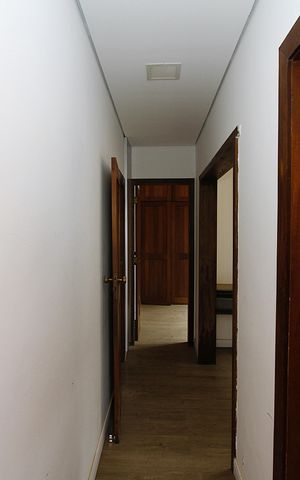 Casa à venda com 400m², 4 quartos e 4 vagasCorredor