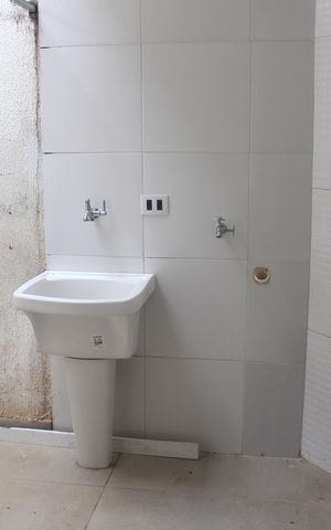 Casa para alugar com 100m², 3 quartos e sem vagaÁrea de Serviço