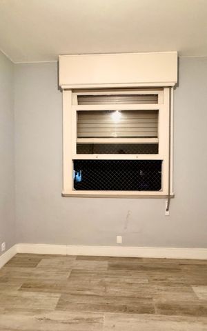 Apartamento para alugar com 75m², 2 quartos e sem vaga
