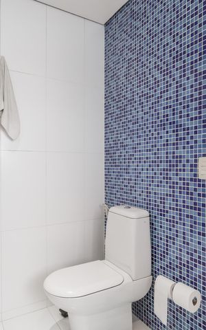 Apartamento à venda com 182m², 3 quartos e 3 vagas Apartamento à venda com 182m², 3 quartos e 3 vagasBanheiro da Suíte