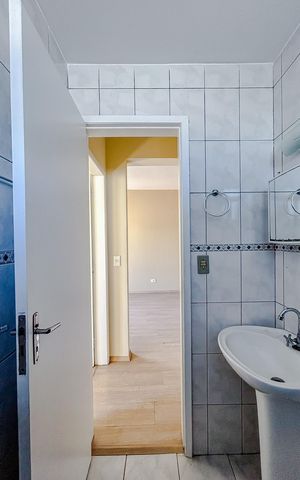 Apartamento para alugar com 62m², 2 quartos e 2 vagasBanheiro
