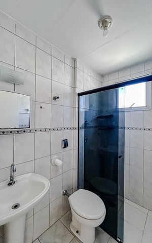 Apartamento para alugar com 62m², 2 quartos e 2 vagasBanheiro