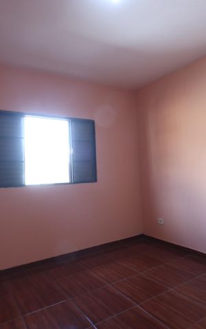 Casa para alugar com 38m², 1 quarto e sem vagaQuarto