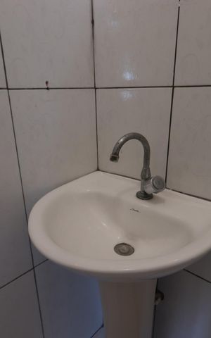Casa para alugar com 38m², 1 quarto e sem vagaBanheiro