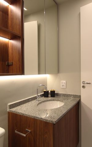 Apartamento para alugar com 25m², 1 quarto e sem vagaBanheiro da Suíte