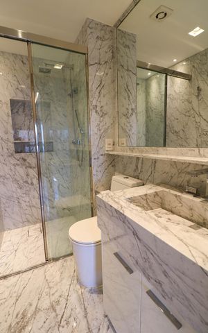 Apartamento à venda com 131m², 2 quartos e 2 vagasBanheiro da Suíte 1