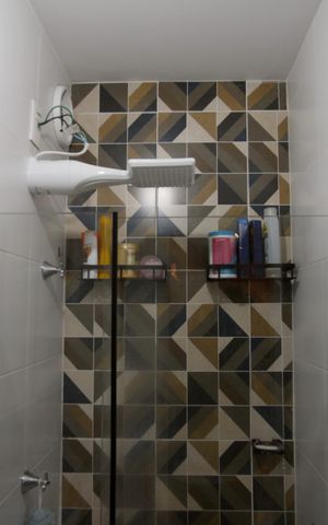 Apartamento à venda com 34m², 2 quartos e 1 vaga Apartamento à venda com 34m², 2 quartos e 1 vagaBanheiro