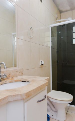 Casa para alugar com 80m², 2 quartos e 1 vagaBanheiro