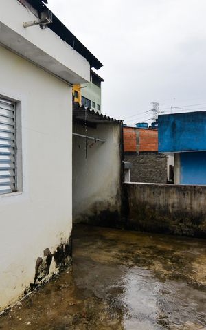 Casa para alugar com 80m², 2 quartos e 1 vagaÁrea de Serviço