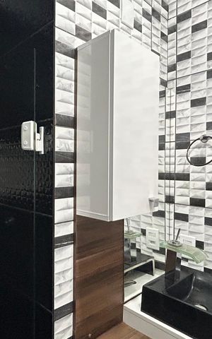 Casa de condomínio para alugar com 56m², 2 quartos e 1 vaga Casa de condomínio para alugar com 56m², 2 quartos e 1 vagaBanheiro 1