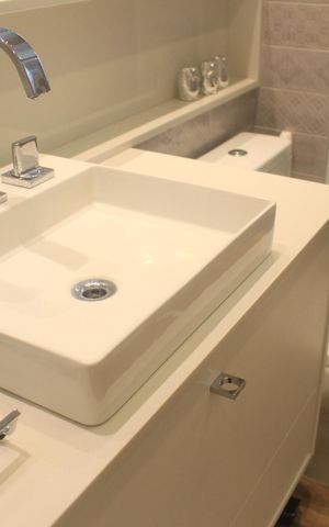 Apartamento à venda com 97m², 2 quartos e 3 vagasBanheiro da Suíte