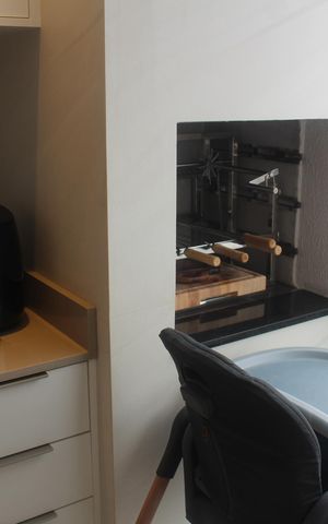 Apartamento à venda com 97m², 2 quartos e 3 vagasVaranda