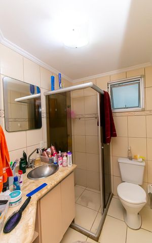 Apartamento à venda com 55m², 2 quartos e 1 vaga Apartamento à venda com 55m², 2 quartos e 1 vagaBanheiro