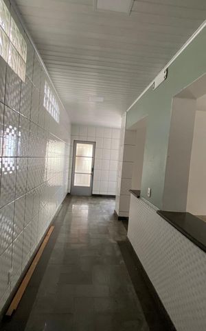 Casa para alugar com 55m², 1 quarto e sem vaga Casa para alugar com 55m², 1 quarto e sem vagaCozinha e Área de Serviço