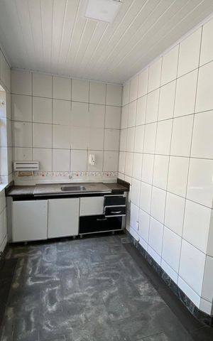Casa para alugar com 55m², 1 quarto e sem vaga Casa para alugar com 55m², 1 quarto e sem vagaCozinha e Área de Serviço