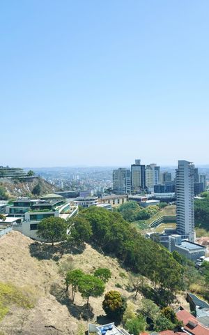Apartamento à venda com 220m², 4 quartos e 4 vagasVista 
