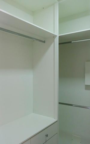 Casa à venda com 180m², 3 quartos e 2 vagasCloset