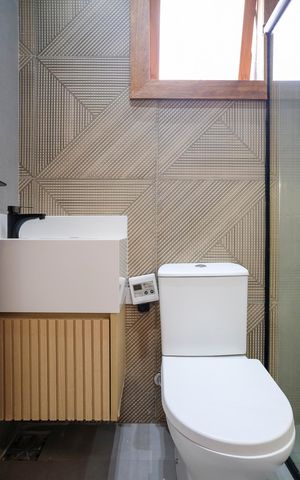 Casa à venda com 180m², 3 quartos e 2 vagasBanheiro Social