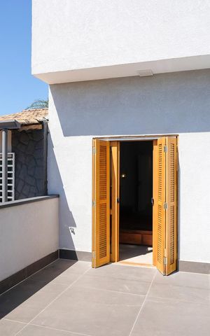 Casa à venda com 180m², 3 quartos e 2 vagasVaranda da Suíte