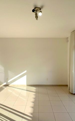 Casa para alugar com 170m², 3 quartos e 5 vagas Casa para alugar com 170m², 3 quartos e 5 vagasSala