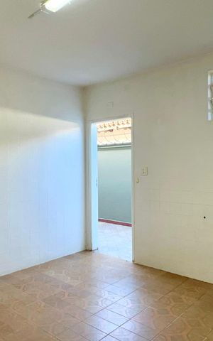 Casa para alugar com 170m², 3 quartos e 5 vagas Casa para alugar com 170m², 3 quartos e 5 vagasCozinha