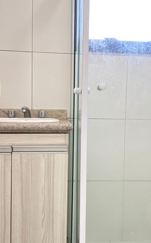 Apartamento para alugar com 72m², 3 quartos e 2 vagas Apartamento para alugar com 72m², 3 quartos e 2 vagasBanheiro da Suíte