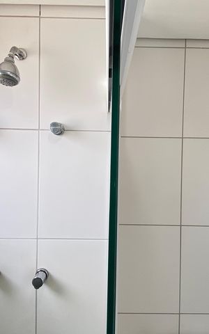 Apartamento para alugar com 72m², 3 quartos e 2 vagas Apartamento para alugar com 72m², 3 quartos e 2 vagasBanheiro da Suíte
