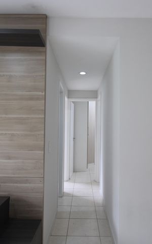 Apartamento à venda com 65m², 3 quartos e 1 vagaSala - Corredor