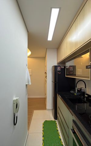 Apartamento para alugar com 69m², 2 quartos e 2 vagas Apartamento para alugar com 69m², 2 quartos e 2 vagasCozinha e Área de Serviço