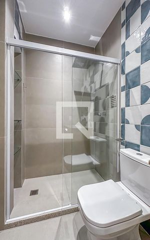 Apartamento à venda com 107m², 3 quartos e sem vaga Apartamento à venda com 107m², 3 quartos e sem vagaBanheiro da Suíte