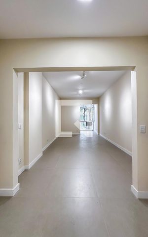 Apartamento à venda com 107m², 3 quartos e sem vaga Apartamento à venda com 107m², 3 quartos e sem vagaSala
