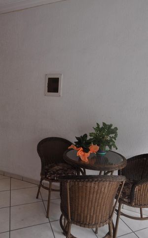 Casa para alugar com 100m², 3 quartos e 2 vagasHall de entrada
