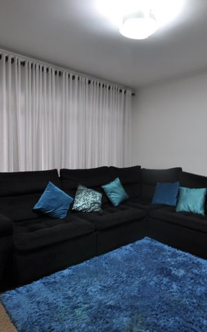 Casa para alugar com 100m², 3 quartos e 2 vagasSala