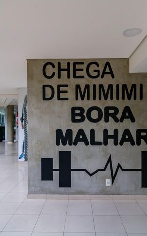 Apartamento à venda com 118m², 3 quartos e 2 vagas Apartamento à venda com 118m², 3 quartos e 2 vagasAcademia
