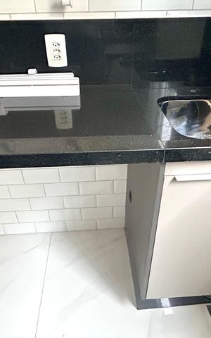 Apartamento para alugar com 48m², 2 quartos e 1 vaga Apartamento para alugar com 48m², 2 quartos e 1 vagaCozinha e Área de Serviço